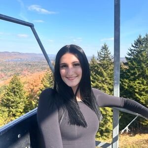 Meet your Posher, Marissa